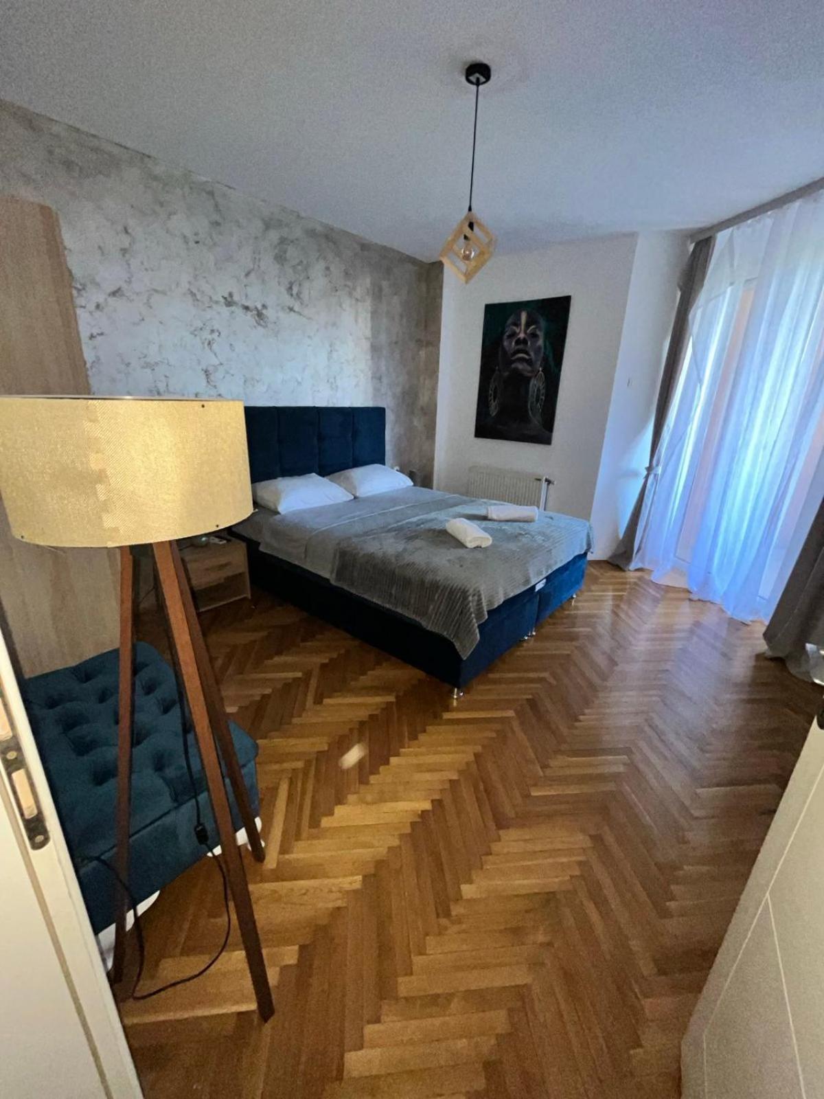 Apartment Aleksandrija Ni
